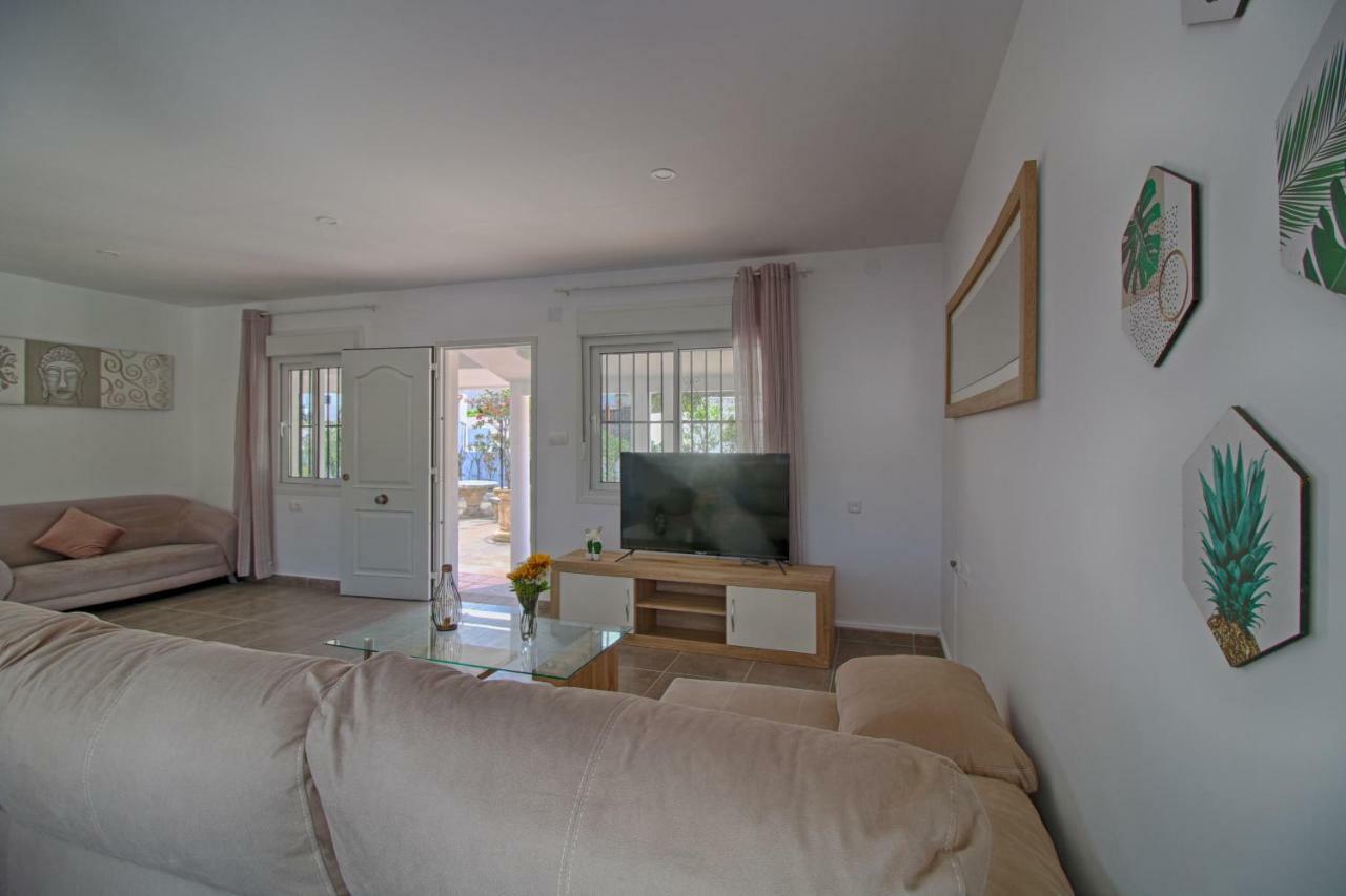 Holiday Villa Tatiana กัลเป ภายนอก รูปภาพ